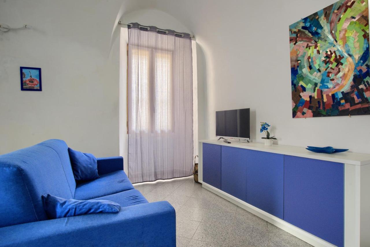 Casa A 2 Passi Dal Mare Con Patio Privato Villa อิมเปรีอา ภายนอก รูปภาพ