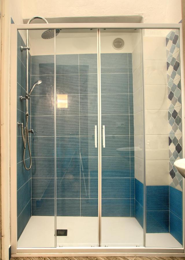 Casa A 2 Passi Dal Mare Con Patio Privato Villa อิมเปรีอา ภายนอก รูปภาพ