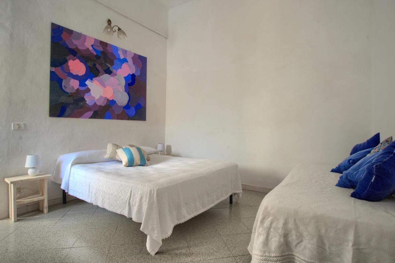 Casa A 2 Passi Dal Mare Con Patio Privato Villa อิมเปรีอา ภายนอก รูปภาพ